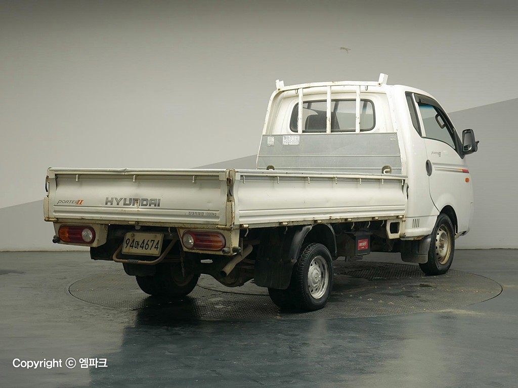 Hyundai Porter II Long Wheelbase Super Cab Long Wheelbase Plus Pack 4