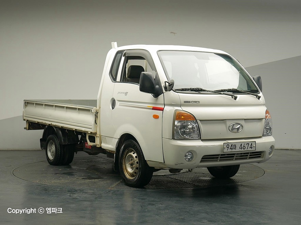 Hyundai Porter II Long Wheelbase Super Cab Long Wheelbase Plus Pack 5