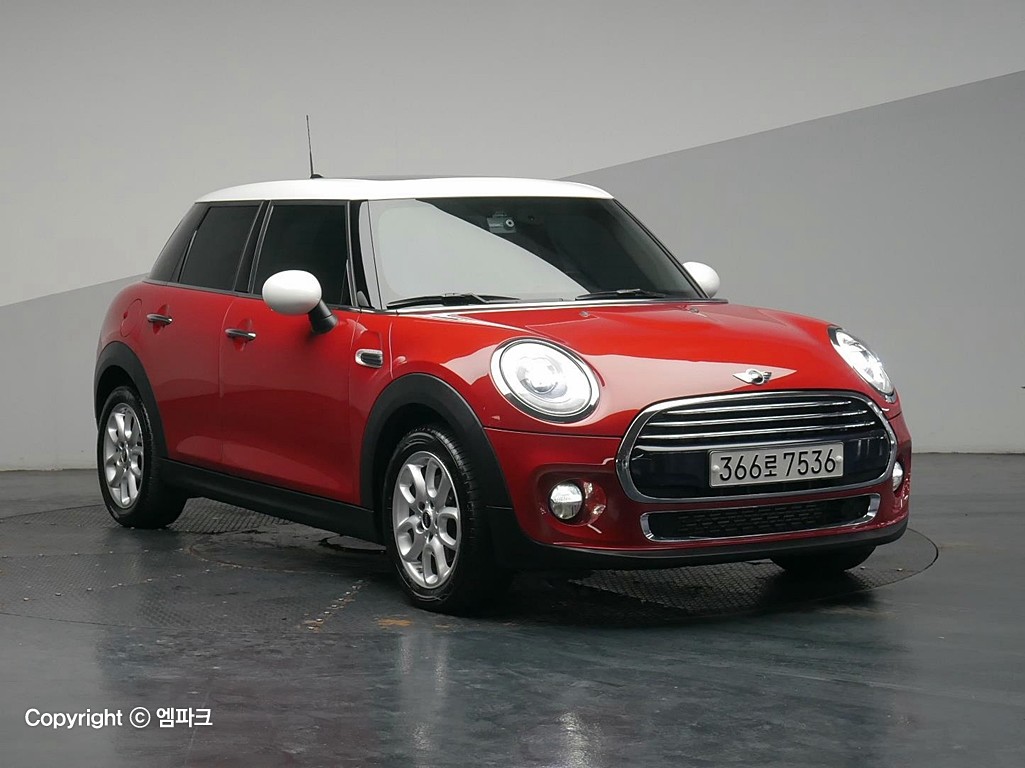 Mini Cooper 5 Duo 1.5D High 5