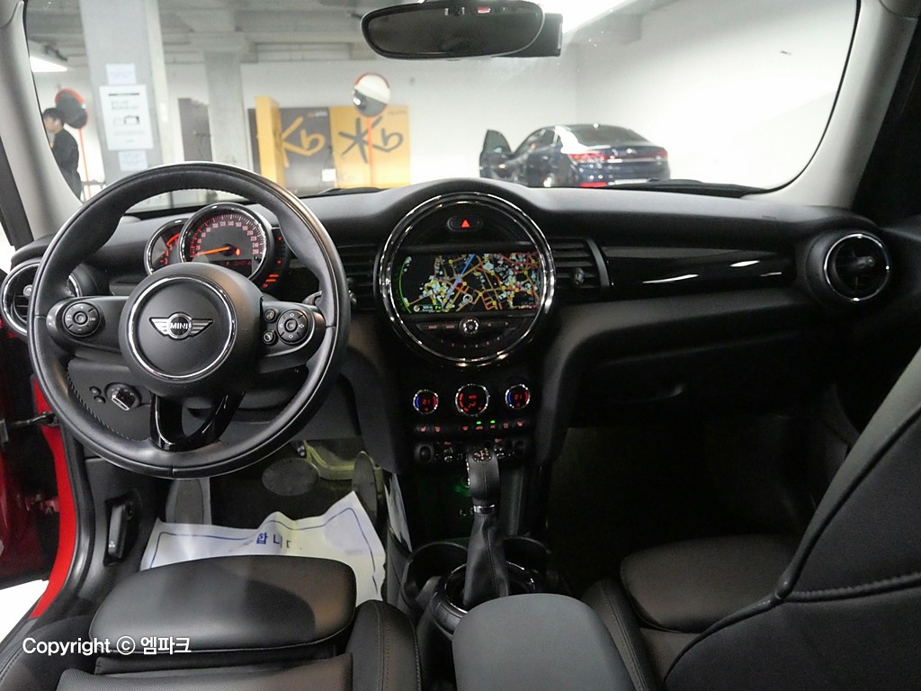 Mini Cooper 5 Duo 1.5D High 7