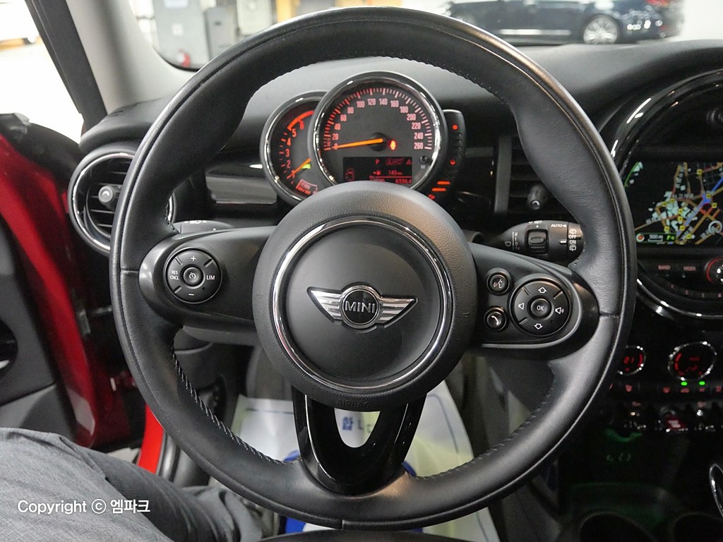 Mini Cooper 5 Duo 1.5D High 9