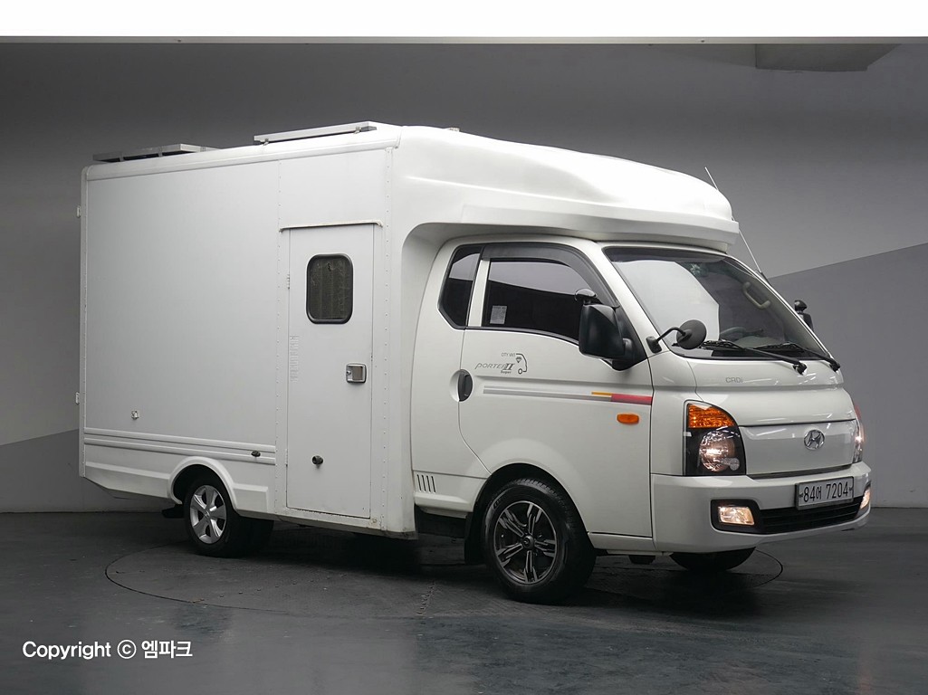 Hyundai Porter II City Van Long Wheelbase Super Cab 5