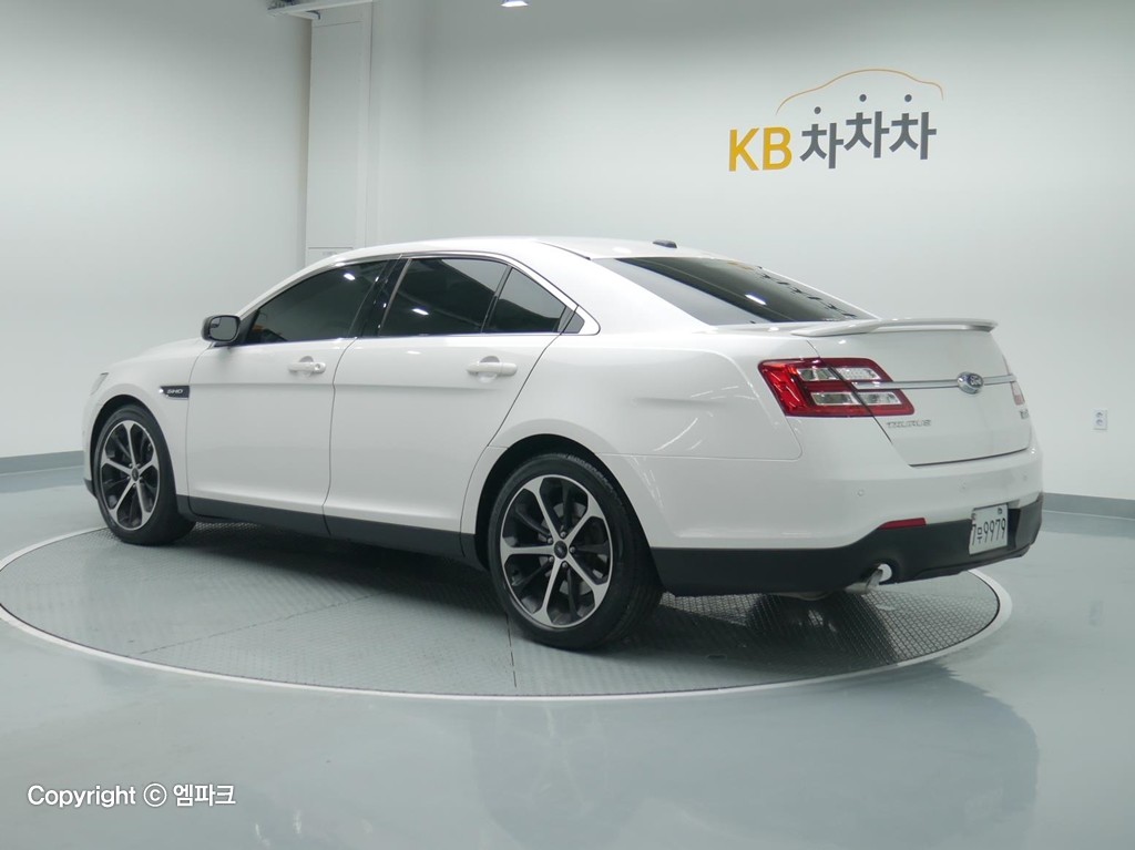 FORD Taurus (6th Generation) 3.5 Ecoboost