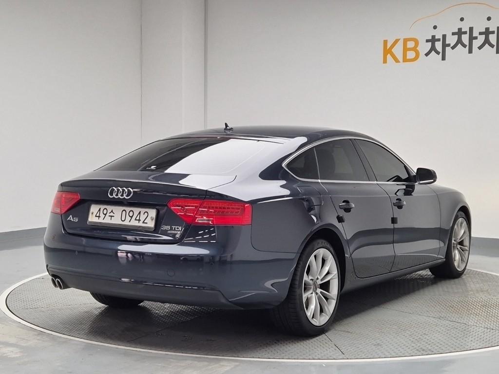 Audi A5 35 TDI Quattro Sportback 4