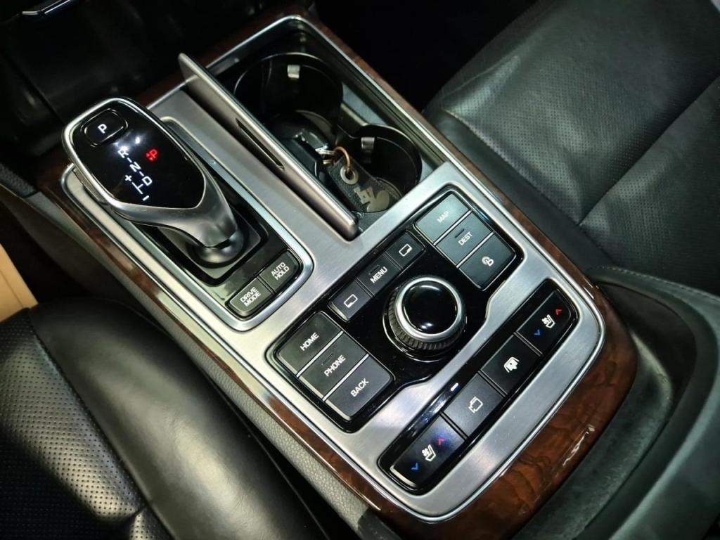 Hyundai Equus New Exclusive V6 3.8 GDi 9