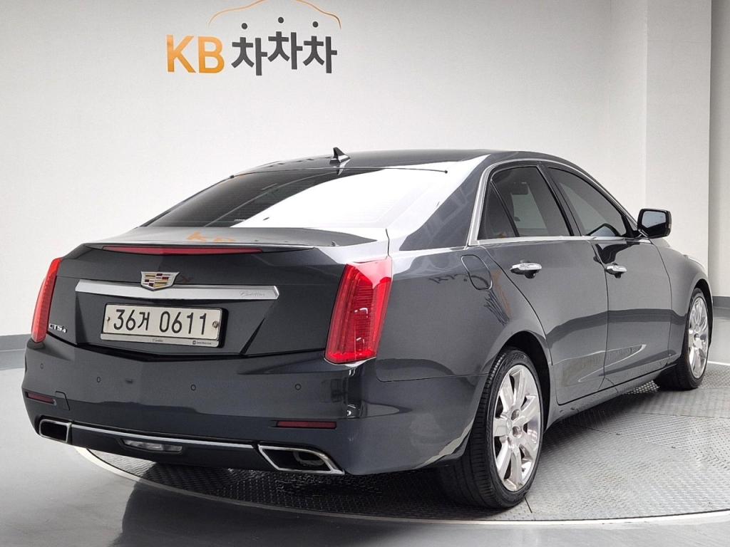 Cadillac CTS Premium 2.0 AWD 4