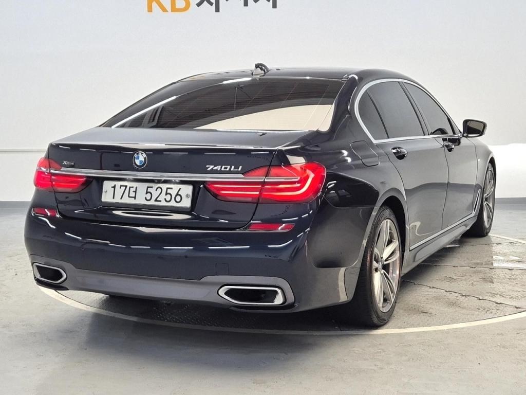 BMW 7 Series M Sport Pack 740Li xDrive 4