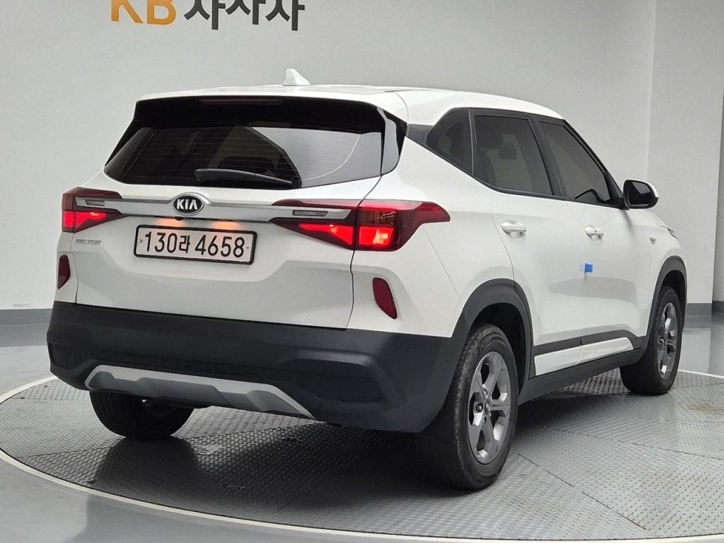 Kia Seltos Trendy 1.6 Diesel 4