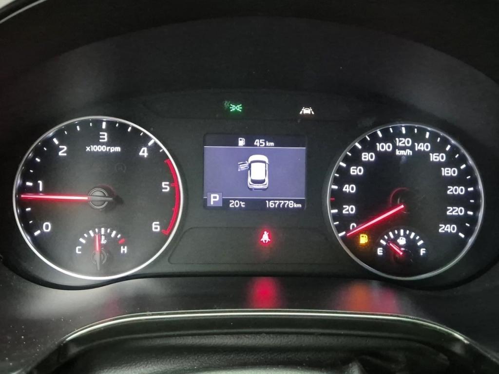 Kia Seltos Trendy 1.6 Diesel 6