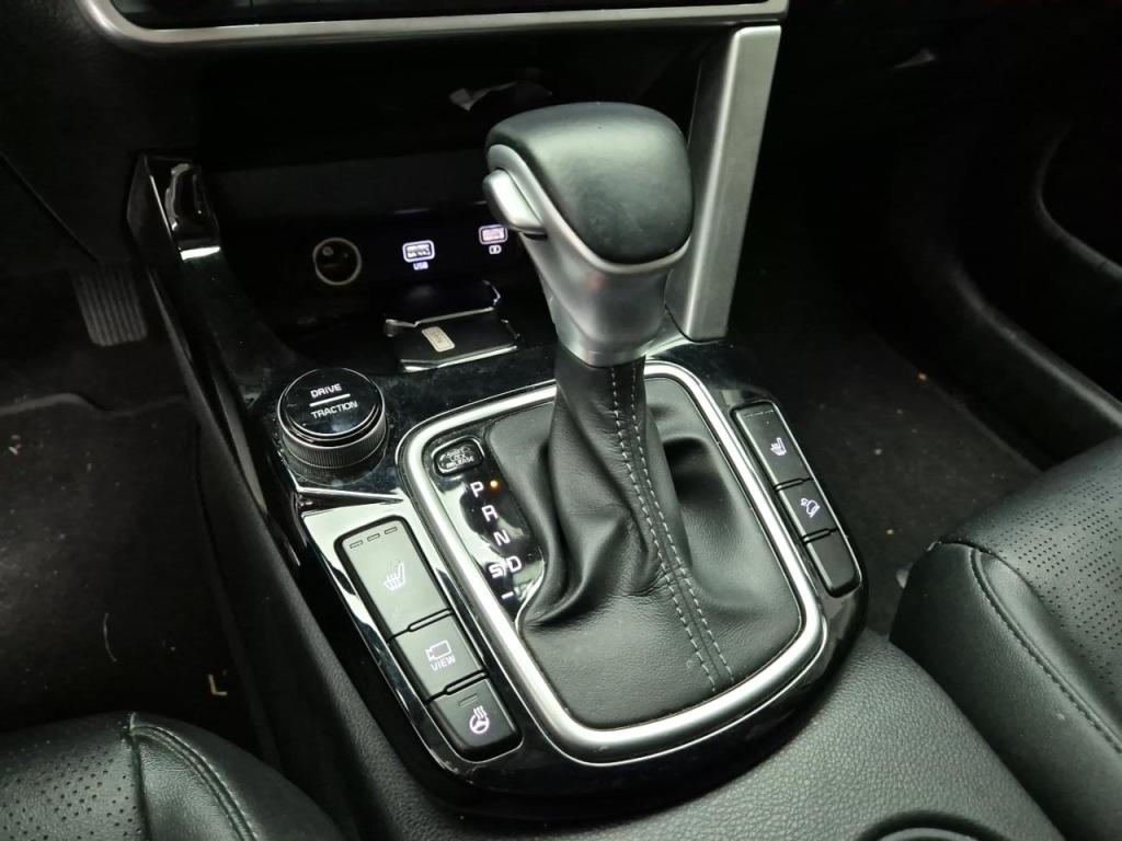 Kia Seltos Trendy 1.6 Diesel 8