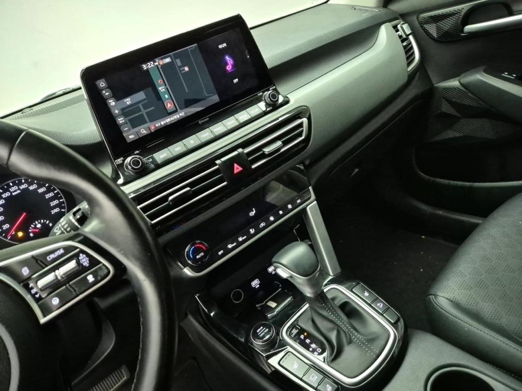 Kia Seltos Trendy 1.6 Diesel 10