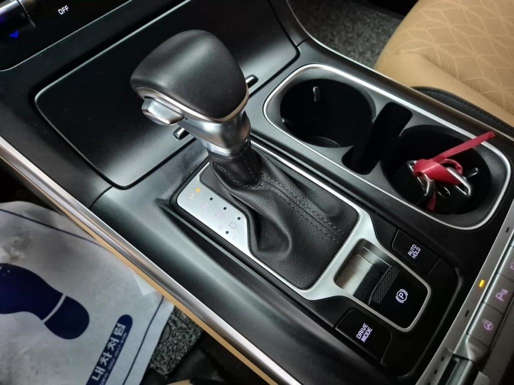 Kia Carnival New KA4 Prestige D2.2 Diesel 9