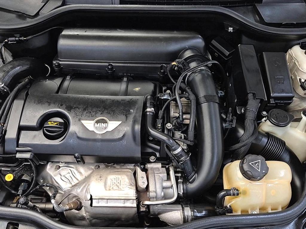 Mini Cooper 1.6 S 6
