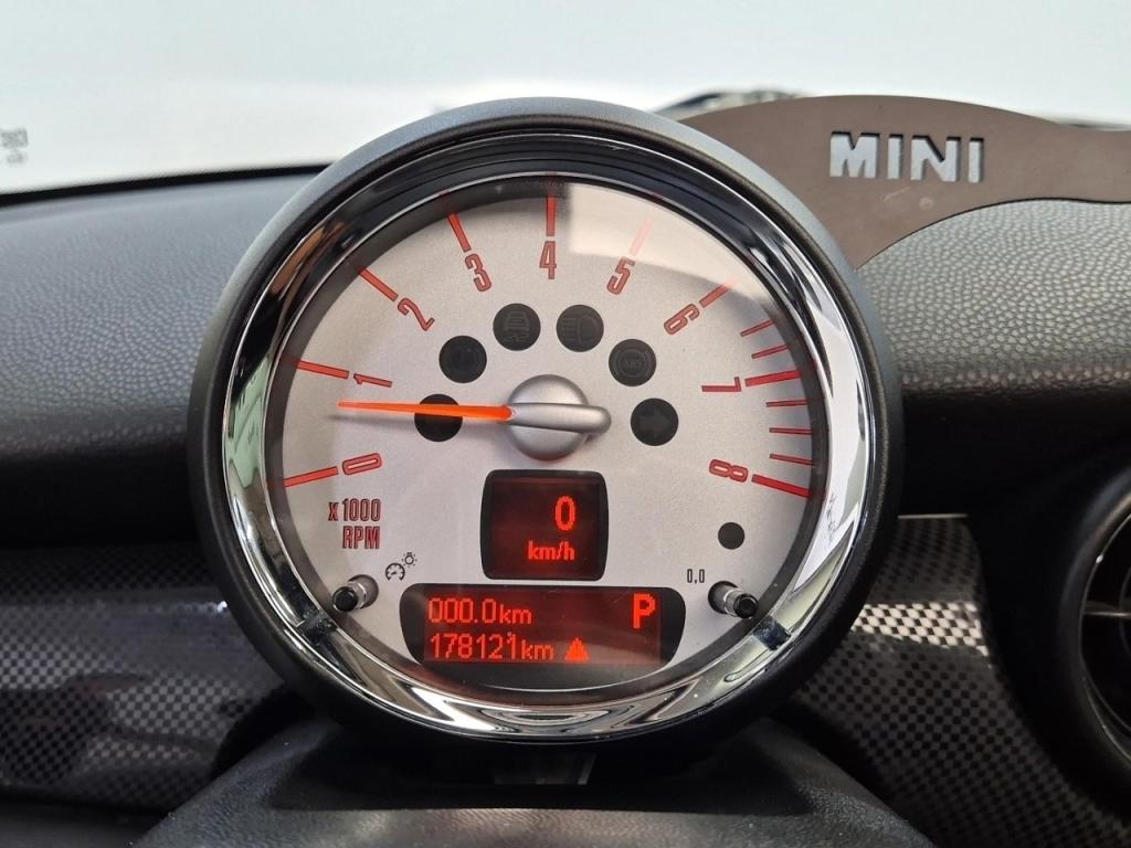 Mini Cooper 1.6 S 7