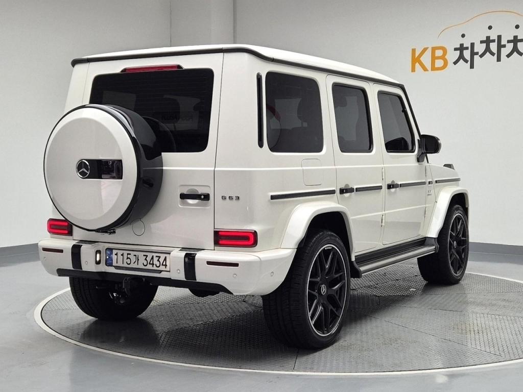 Mercedes-Benz G-Class G63 AMG 4