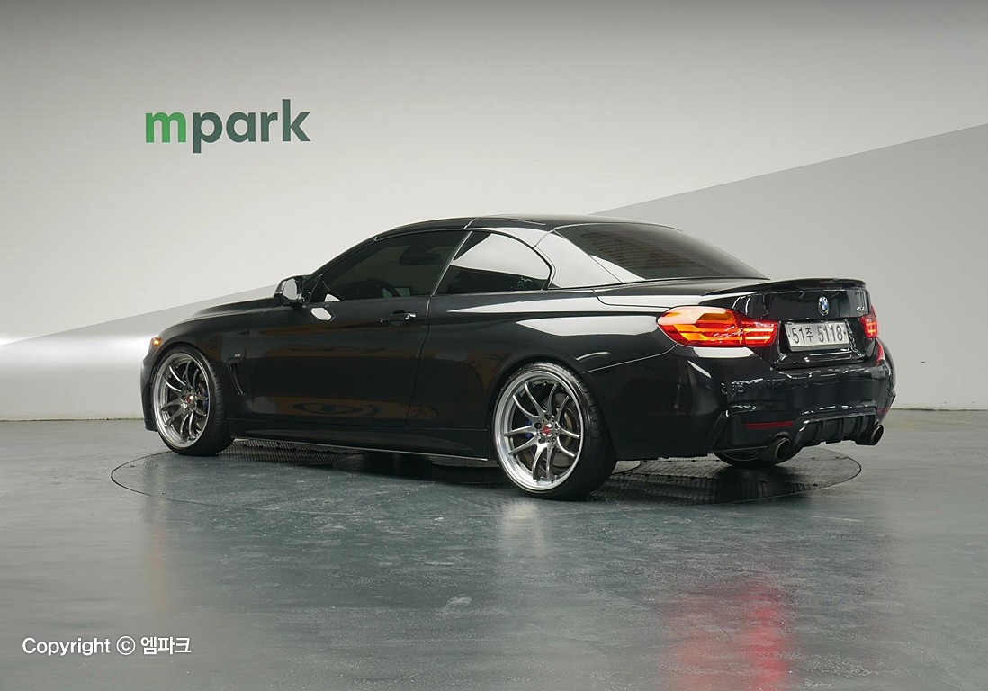 BMW 4 Series (1st Generation) Convertible 428i