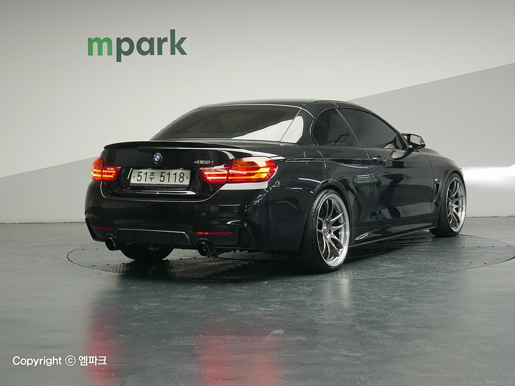 BMW 4 Series (1st Generation) Convertible 428i