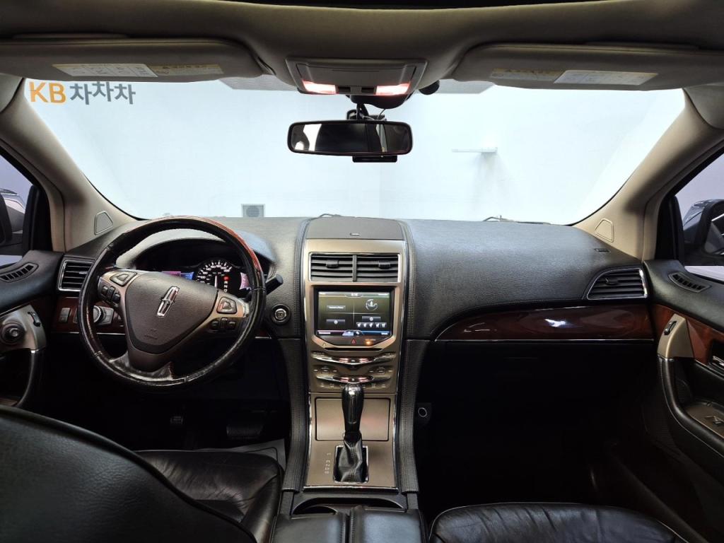 LINCOLN New MKX 3.7 AWD