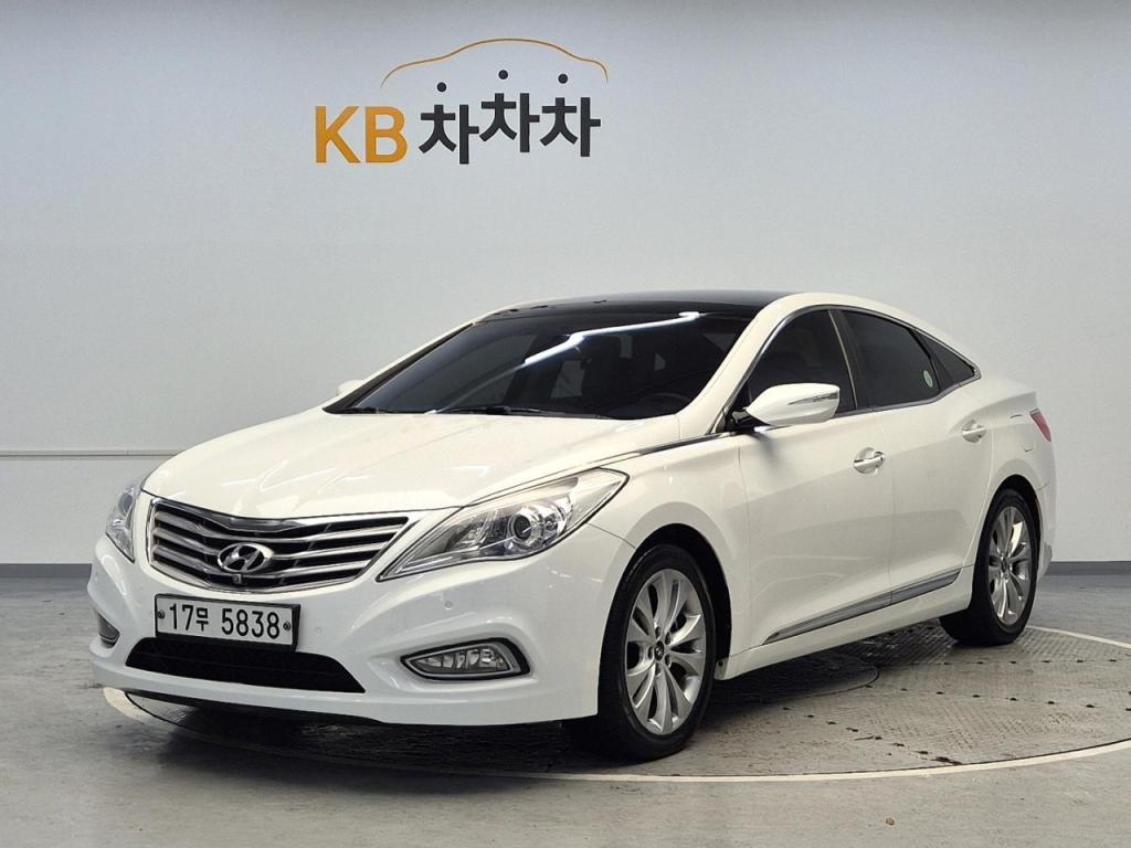 Hyundai Grandeur HG 300