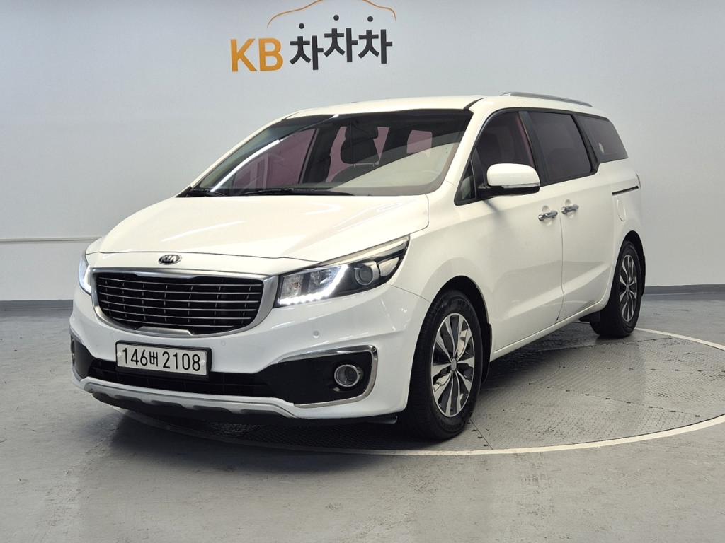 Kia Carnival Luxury R2.2 E-VGT 2
