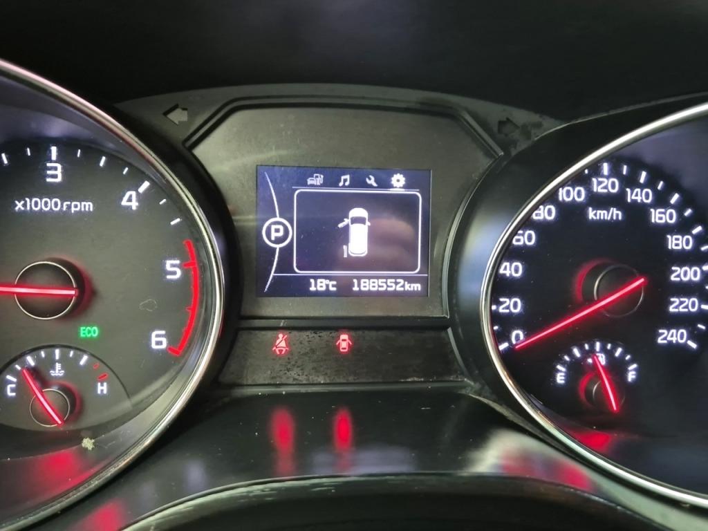 Kia Carnival Luxury R2.2 E-VGT 7