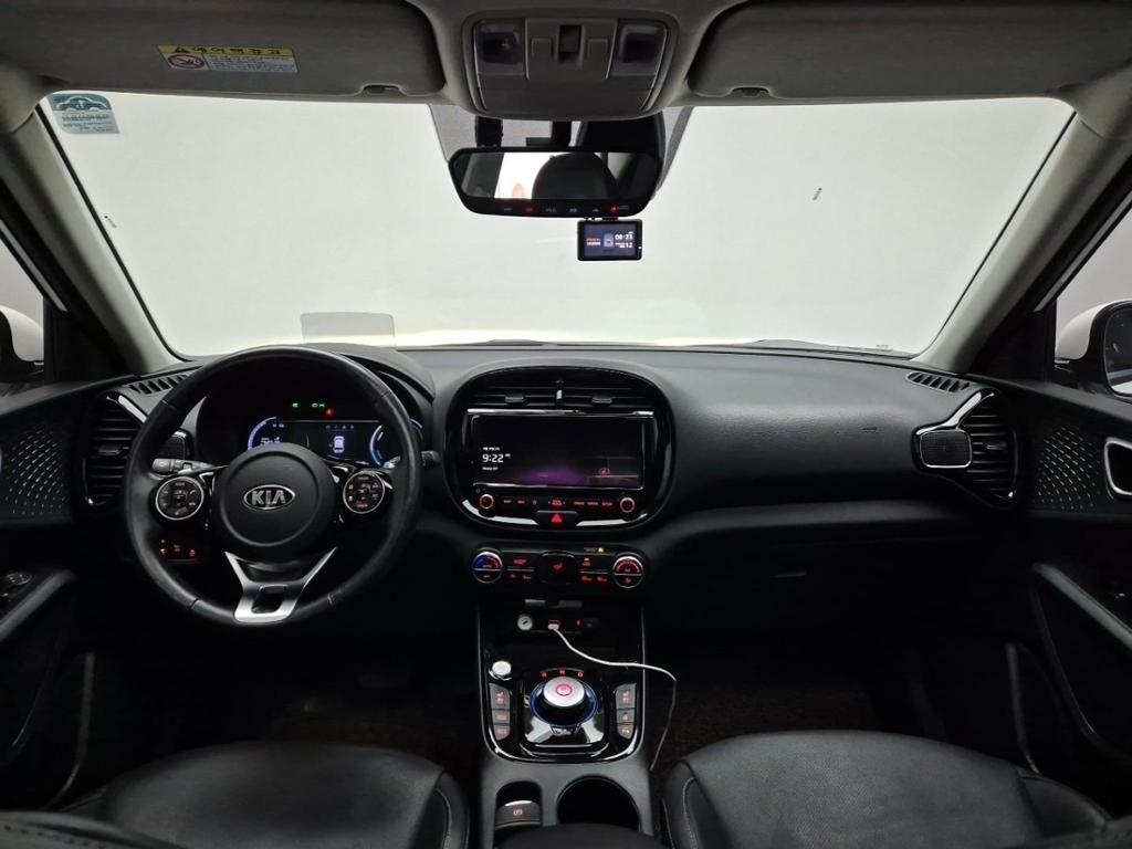 Kia Soul Booster EV Noblesse EV 8