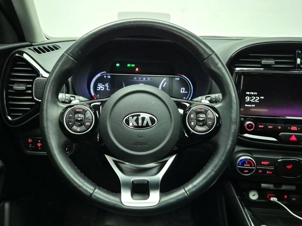 Kia Soul Booster EV Noblesse EV 10