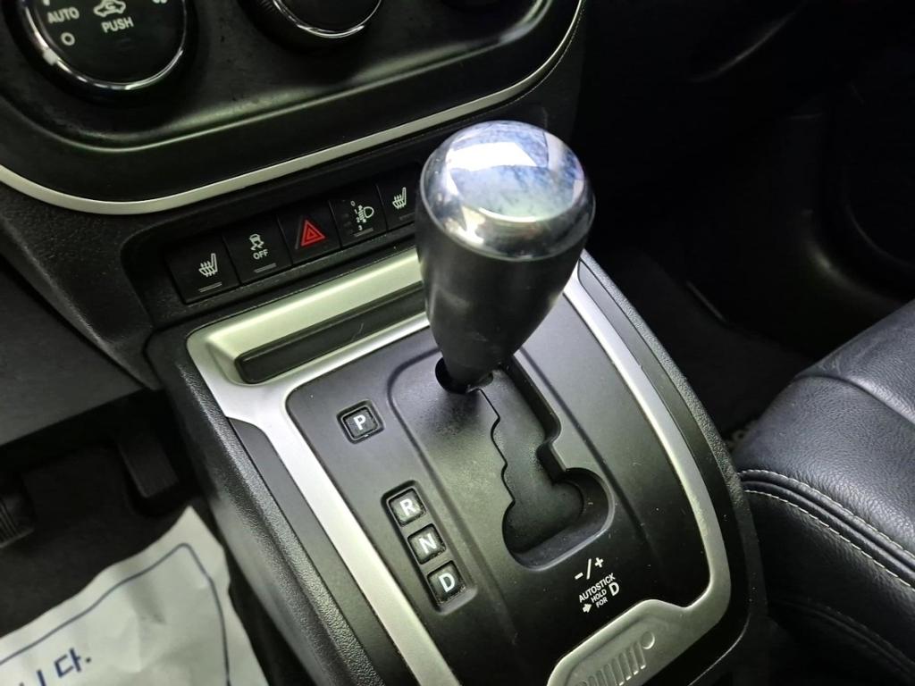 Jeep Compass Limited 2.4 9