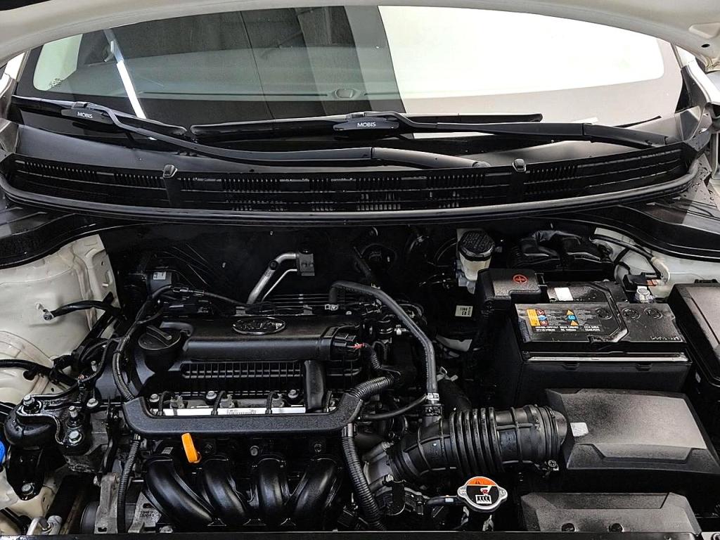 Kia Stonic Trendy Kappa 1.4 MPI 6