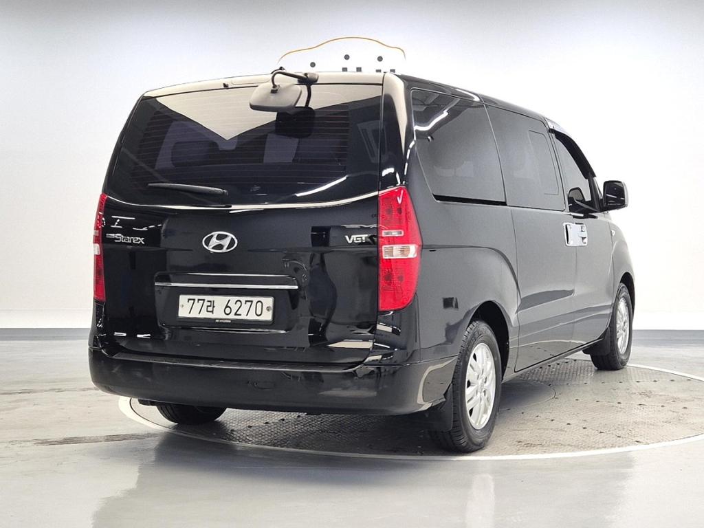 Hyundai Starex Grand Smart 2.5 VGT/ WGT Wagon 4