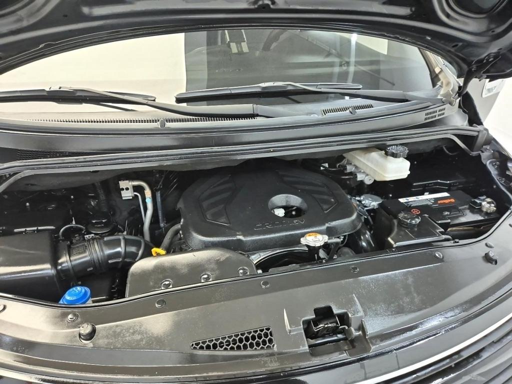 Hyundai Starex Grand Smart 2.5 VGT/ WGT Wagon 6