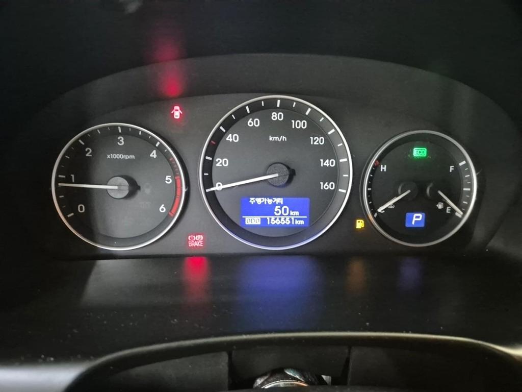 Hyundai Starex Grand Smart 2.5 VGT/ WGT Wagon 7