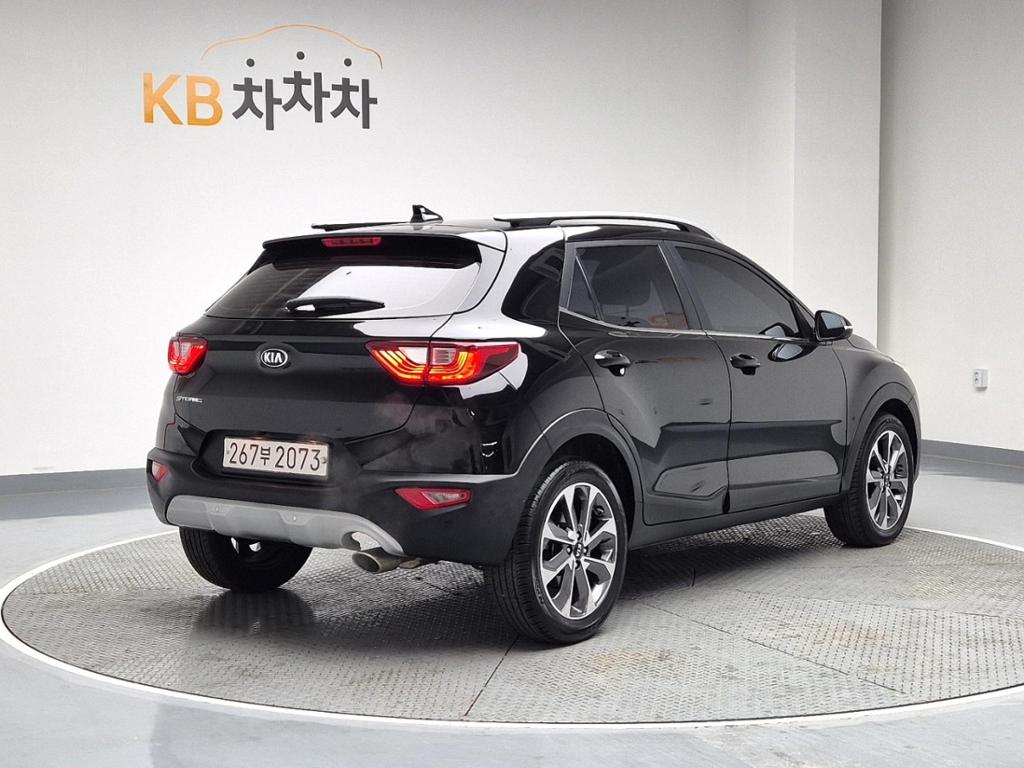Kia Stonic Trendy Kappa 1.4 MPI 4