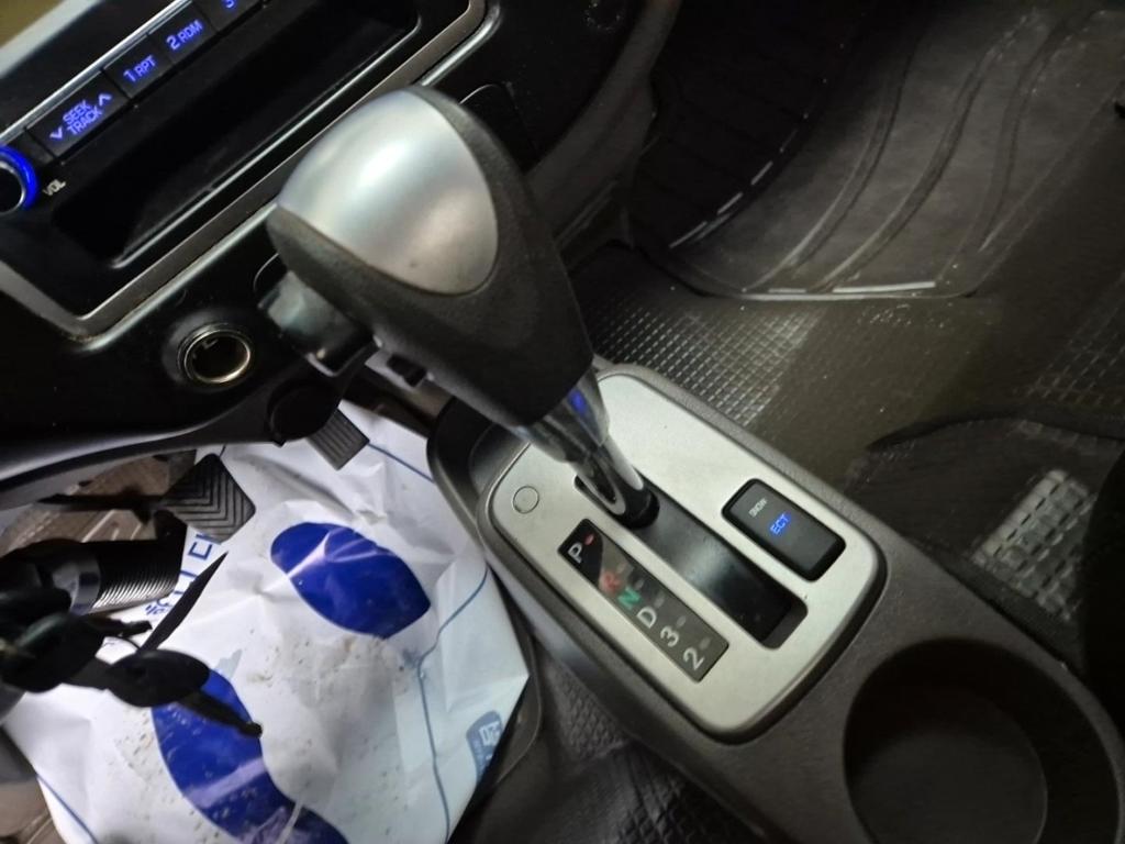 Hyundai Porter II Low Fixed Floor Long Wheelbase Super Cab 8