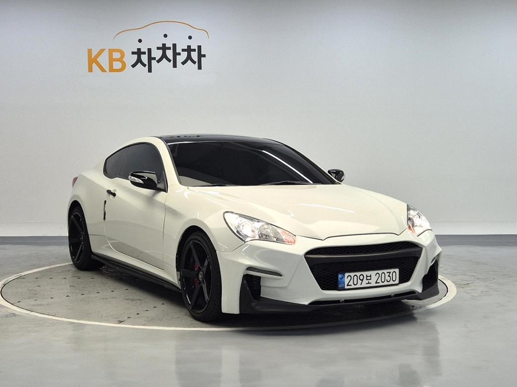 Hyundai Genesis Coupe 2010 photo 4