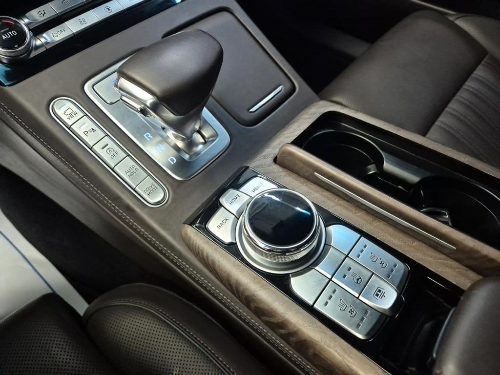 GENESIS G90 3.8 AWD
