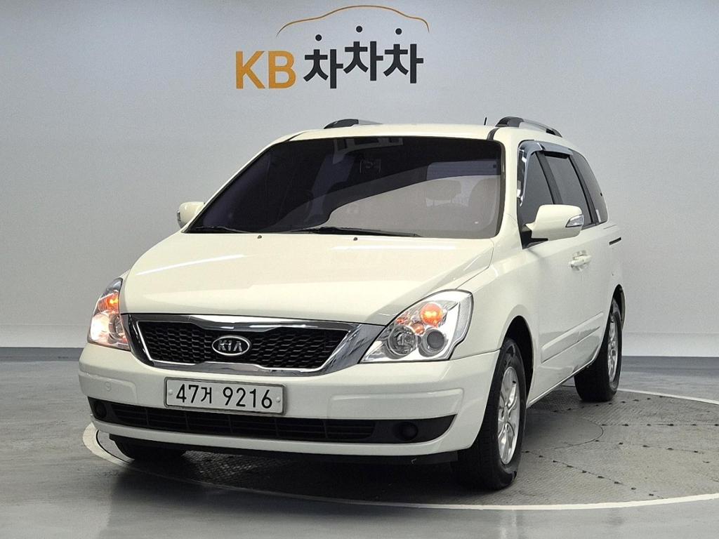 Kia Carnival R GX Premium Type R2.2 E-VGT 2