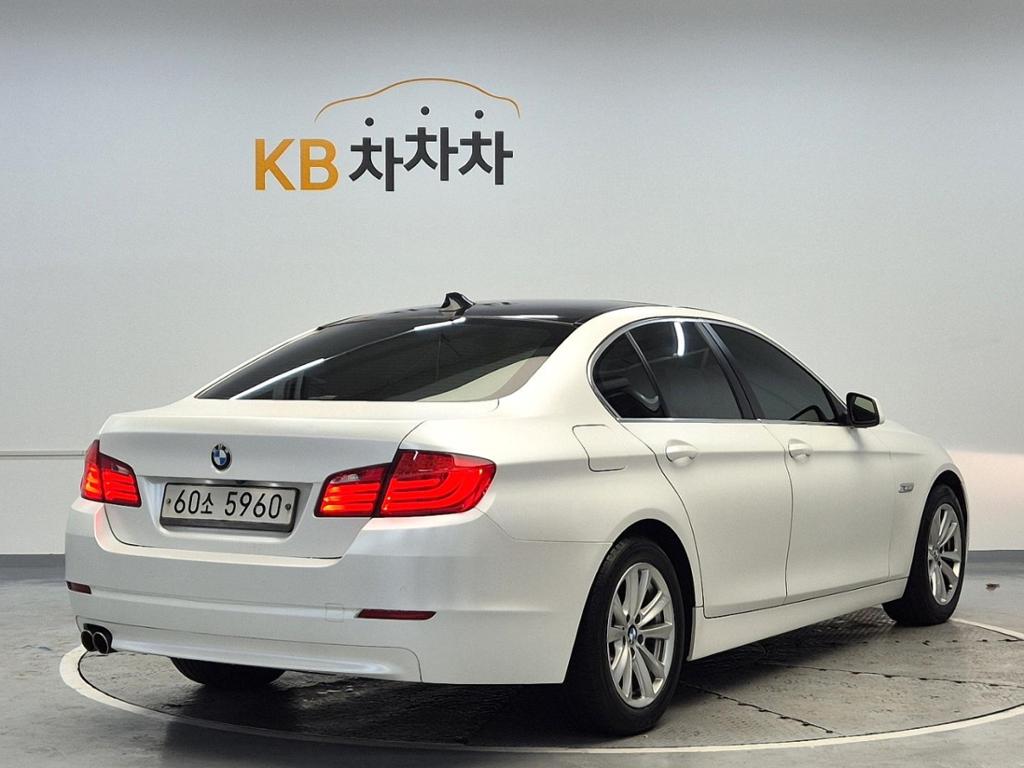 BMW 5 Series 525d xDrive 4