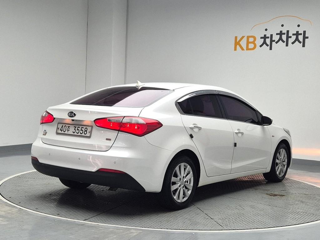 Kia K3 Trendy 1.6 GDI 4