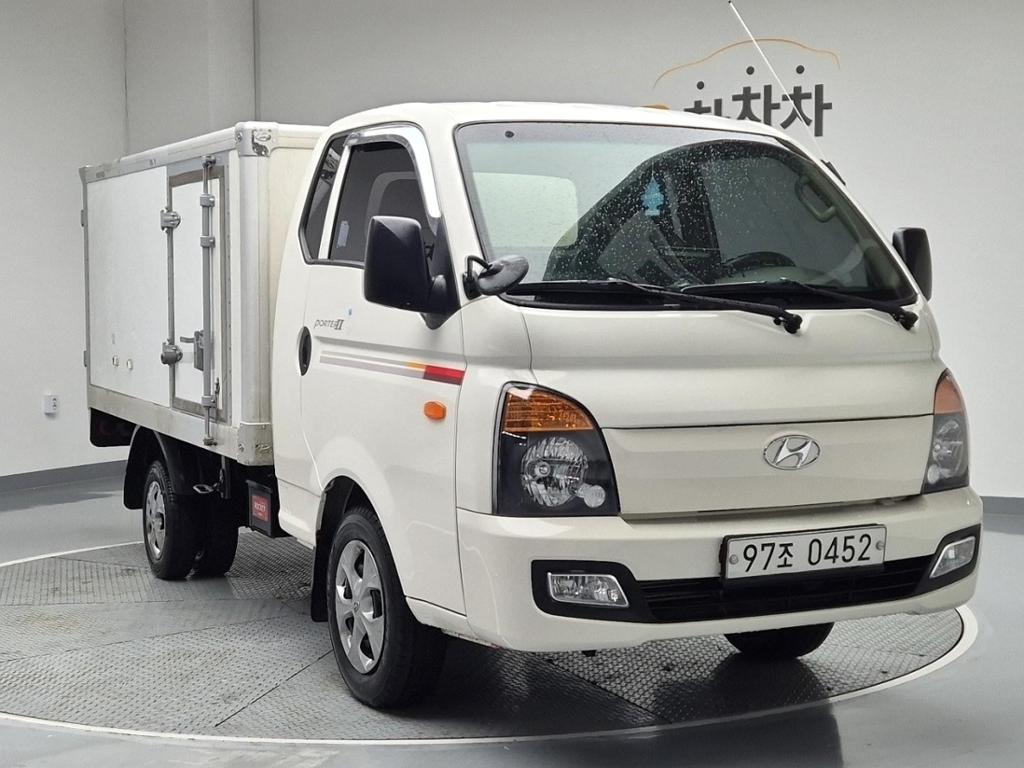 Hyundai Porter II Super Cab Fixed Floor Long Wheelbase Super Cab 5