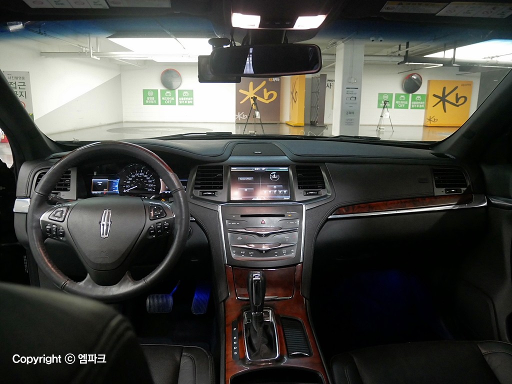 LINCOLN New MKS 3.7 FWD