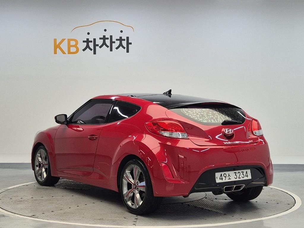 Hyundai Veloster Extreme 1.6 GDI 3