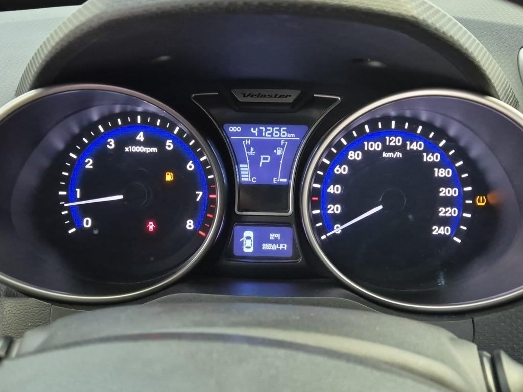 Hyundai Veloster Extreme 1.6 GDI 7