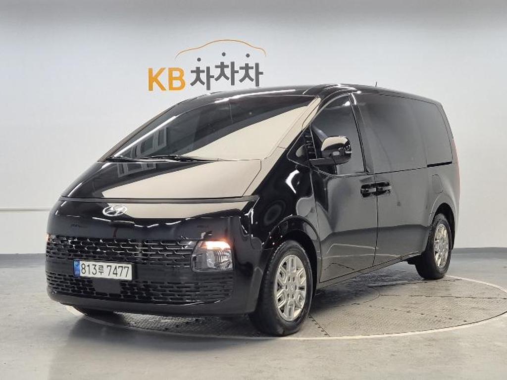 HYUNDAI Staria 2.2 Diesel Cargo 5-Seater