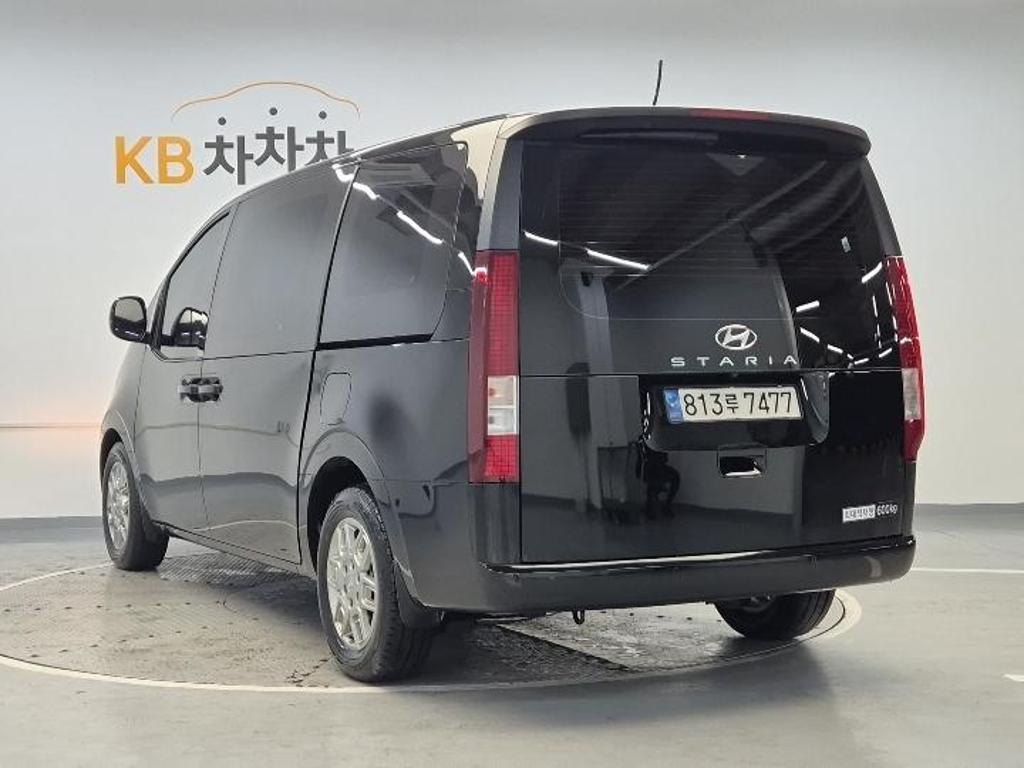 HYUNDAI Staria 2.2 Diesel Cargo 5-Seater