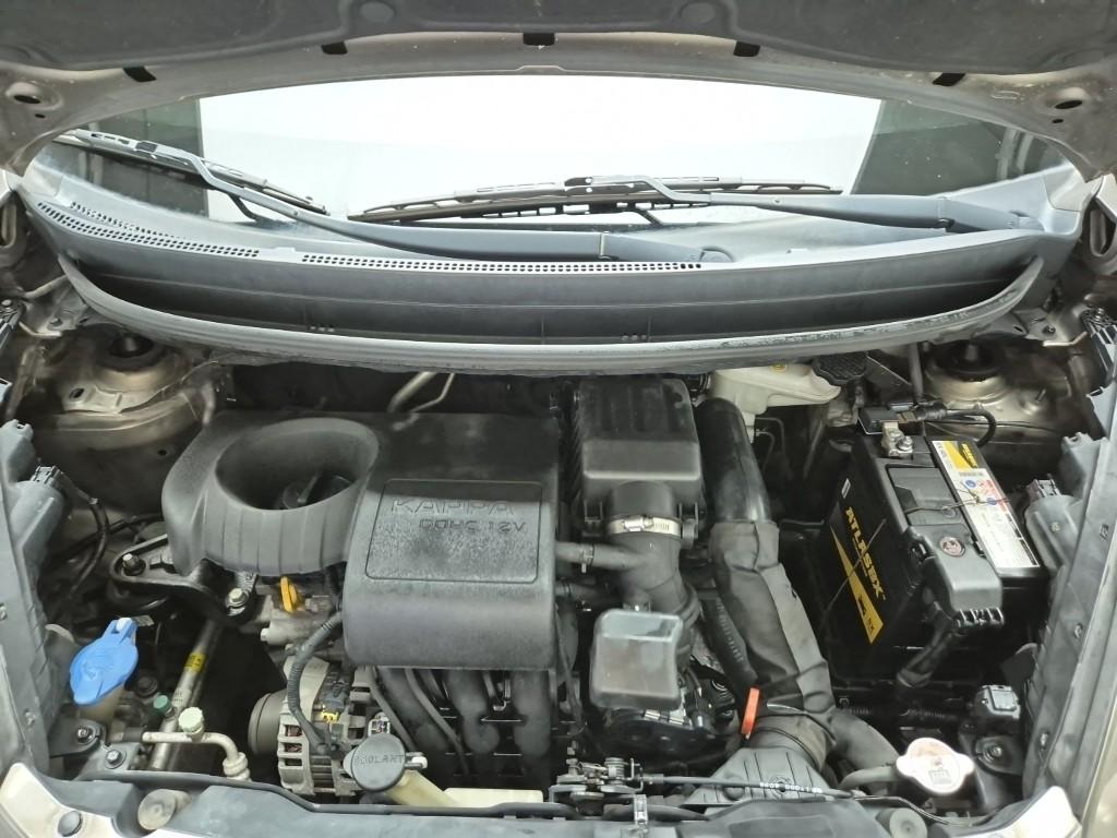 Kia Morning Deluxe Trendy 1.0 Gasoline 6