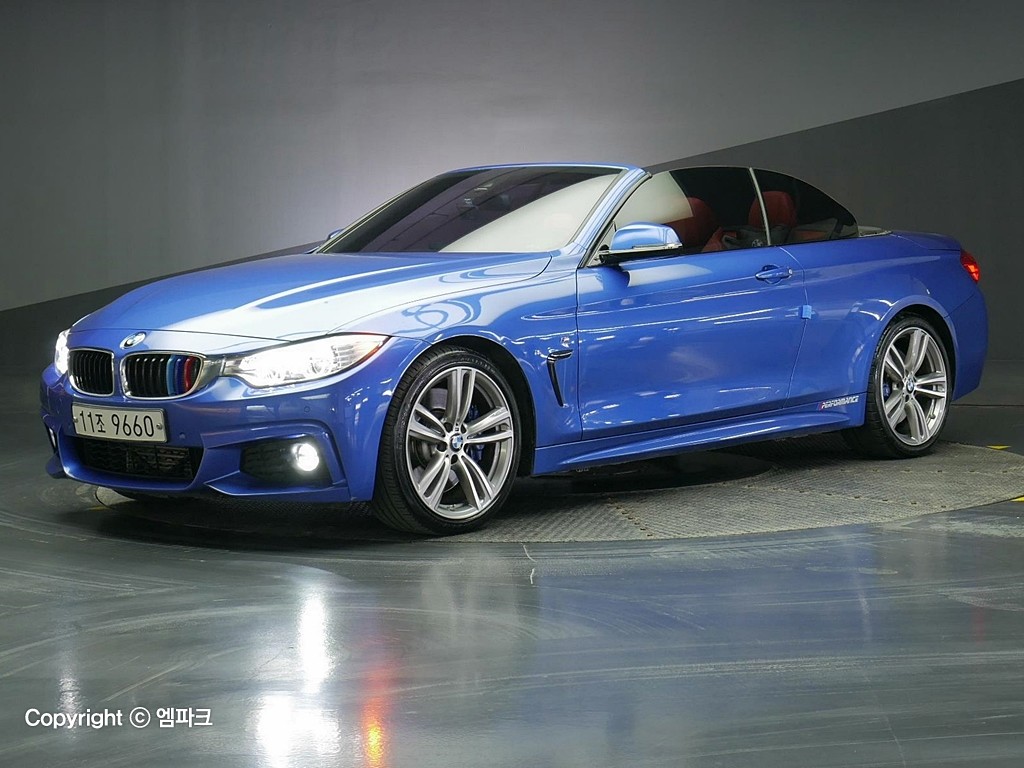 BMW 4 Series M Sport Pack 428i Convertible 3