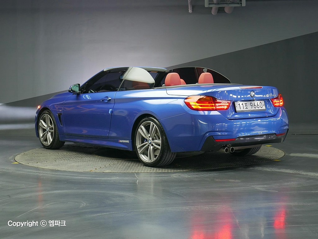 BMW 4 Series M Sport Pack 428i Convertible 4