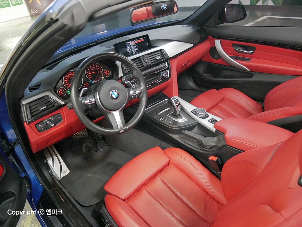 BMW 4 Series M Sport Pack 428i Convertible 7