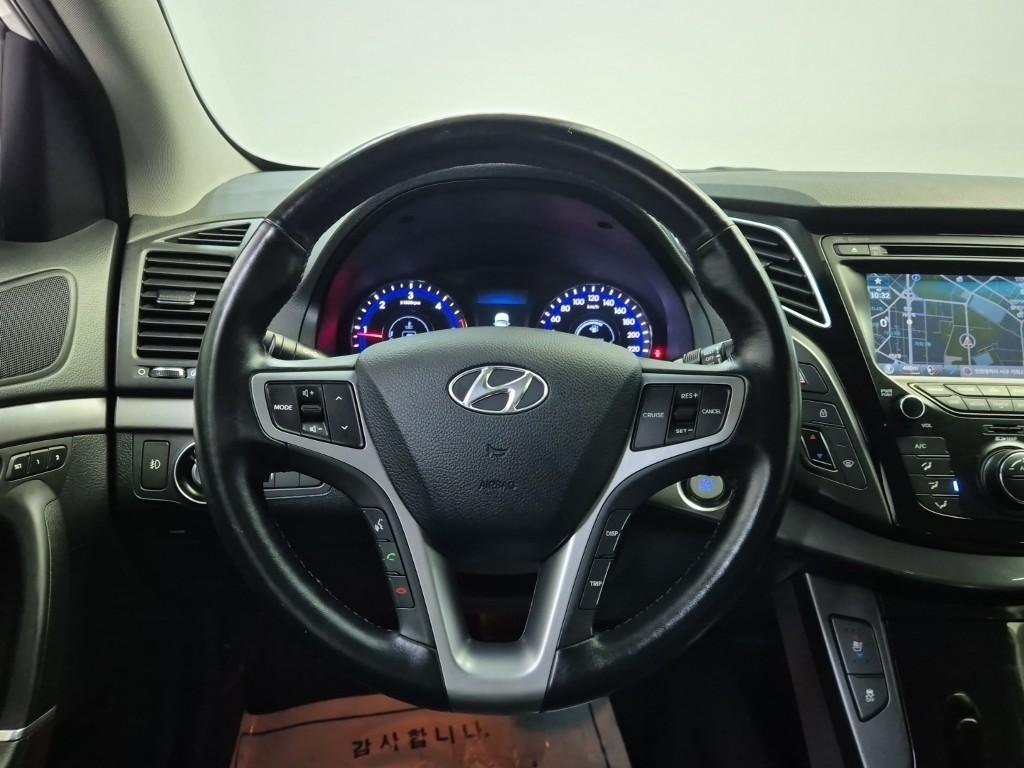 Hyundai i40 PYL Saloon 1.7 VGT 10